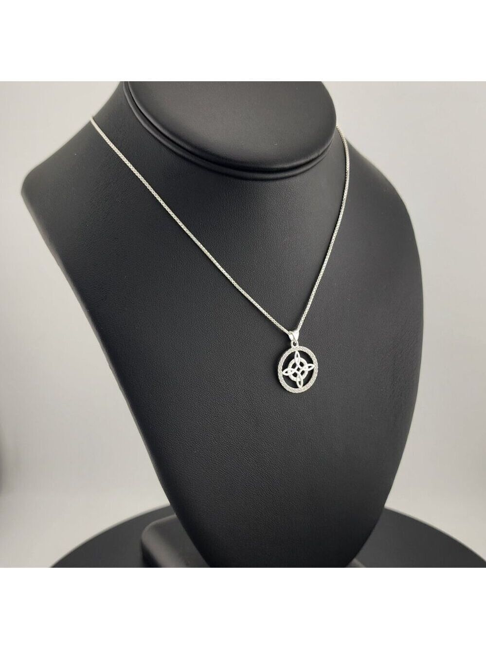New Sterling Silver 925 Witch’s Knot Necklace – Wiccan Pagan Protection Amulet - Picture 2 of 8